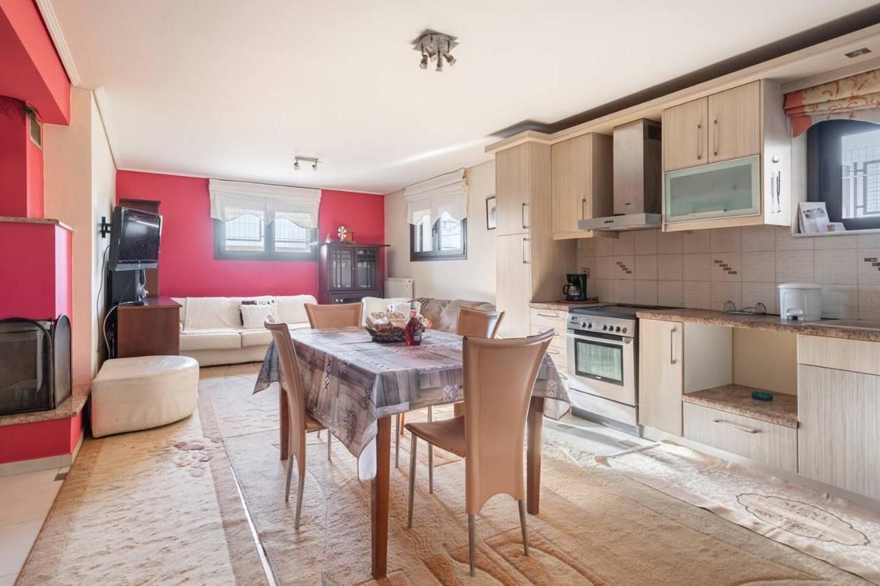 Ταξιδιώτες Travellers Apartment Megalopolis Exterior photo